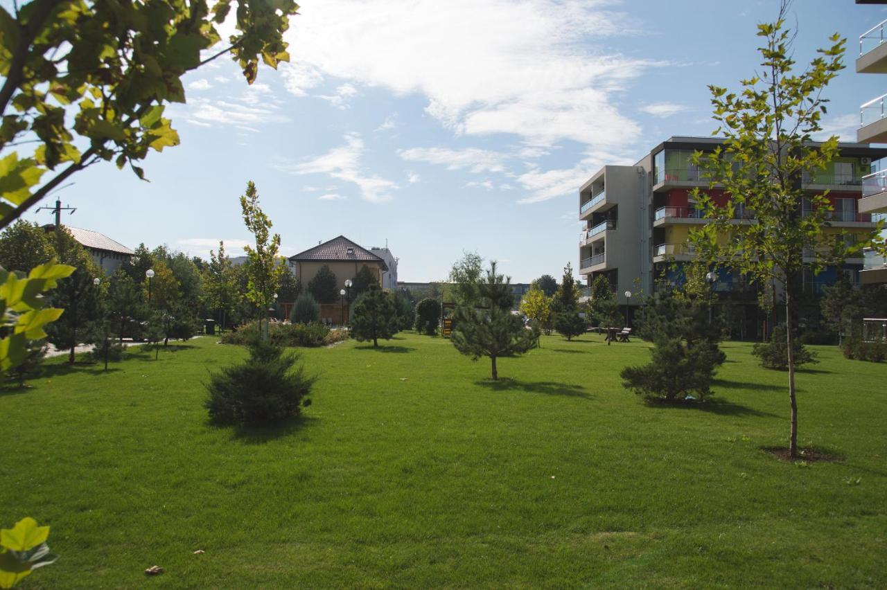 Airport Residence - Apartment Across From Otopeni Airport 외부 사진